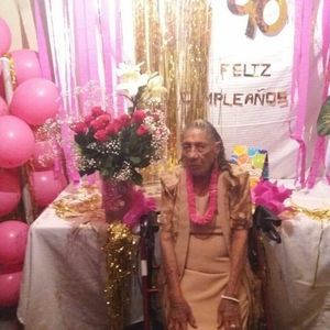 Meet your Posher, Angeles